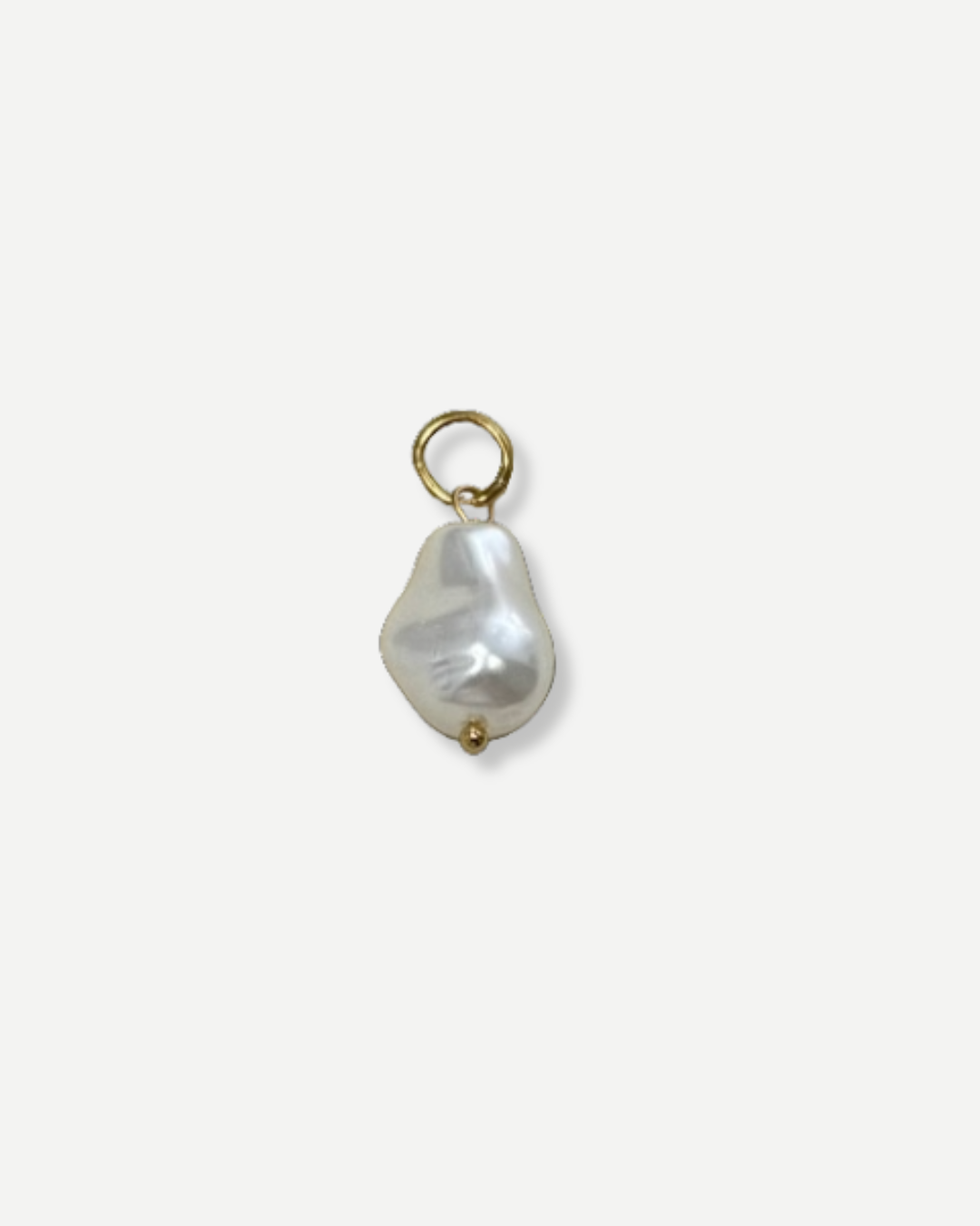 Pendant - mother-of-pearl in the shape of a pearl