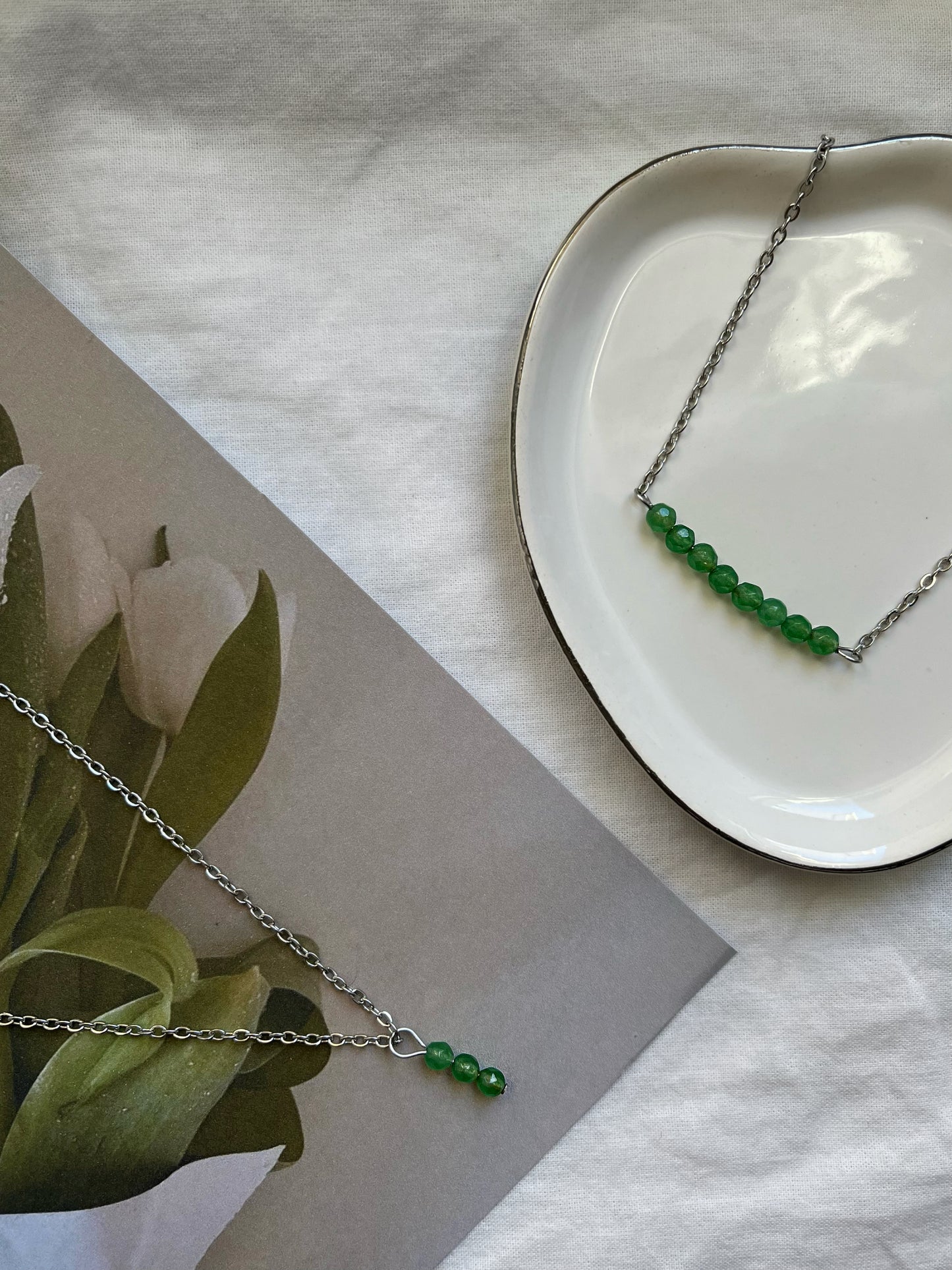 Ogrlica s poludragim kamenom