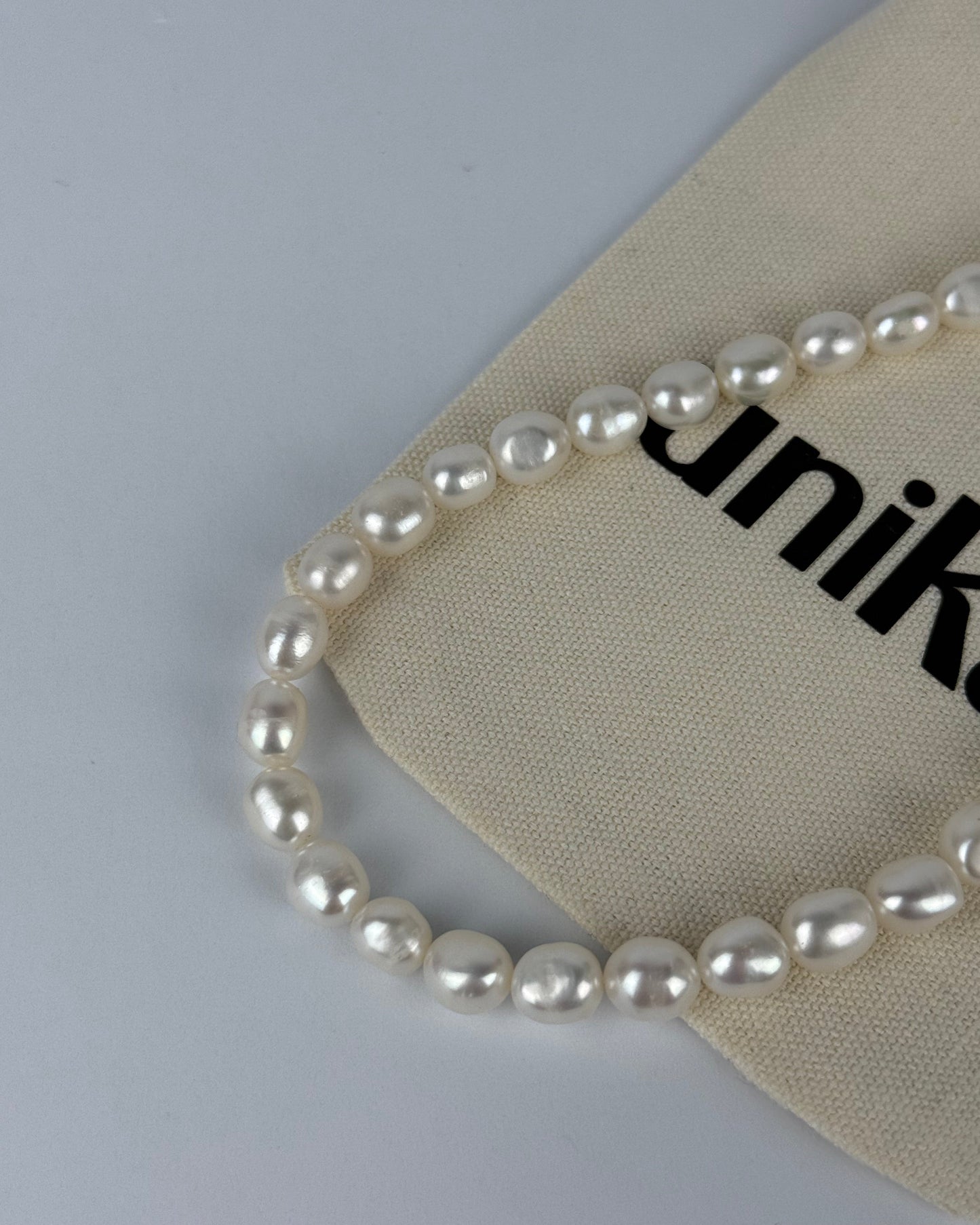 Ogrlica s riječnim biserima