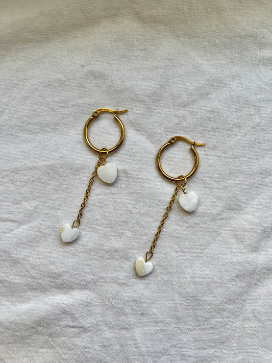 Viseće naušnice sa srcima