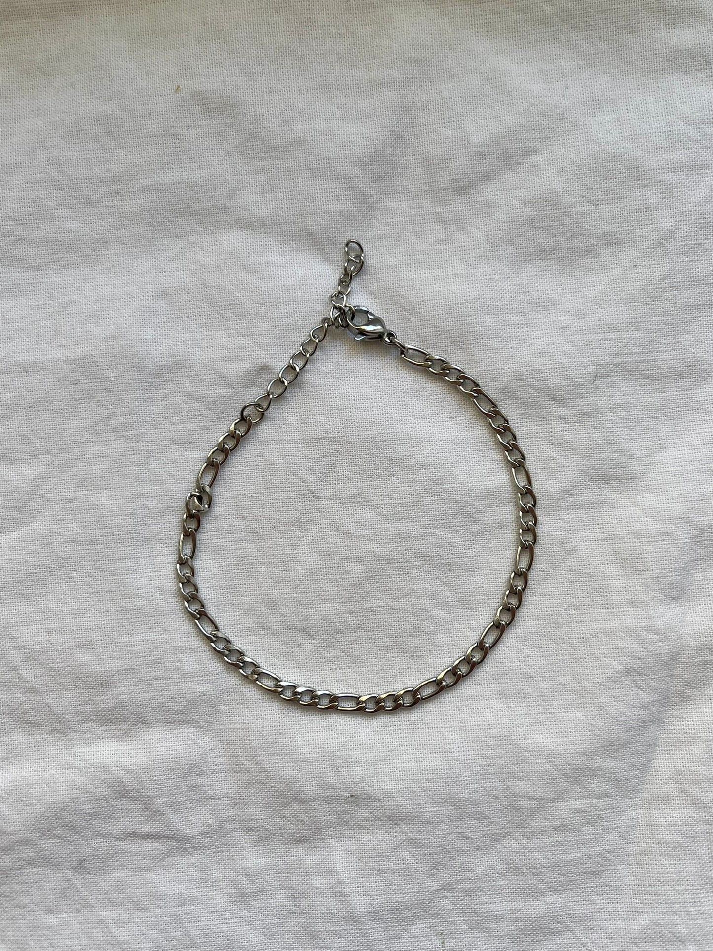 Figaro bracelet