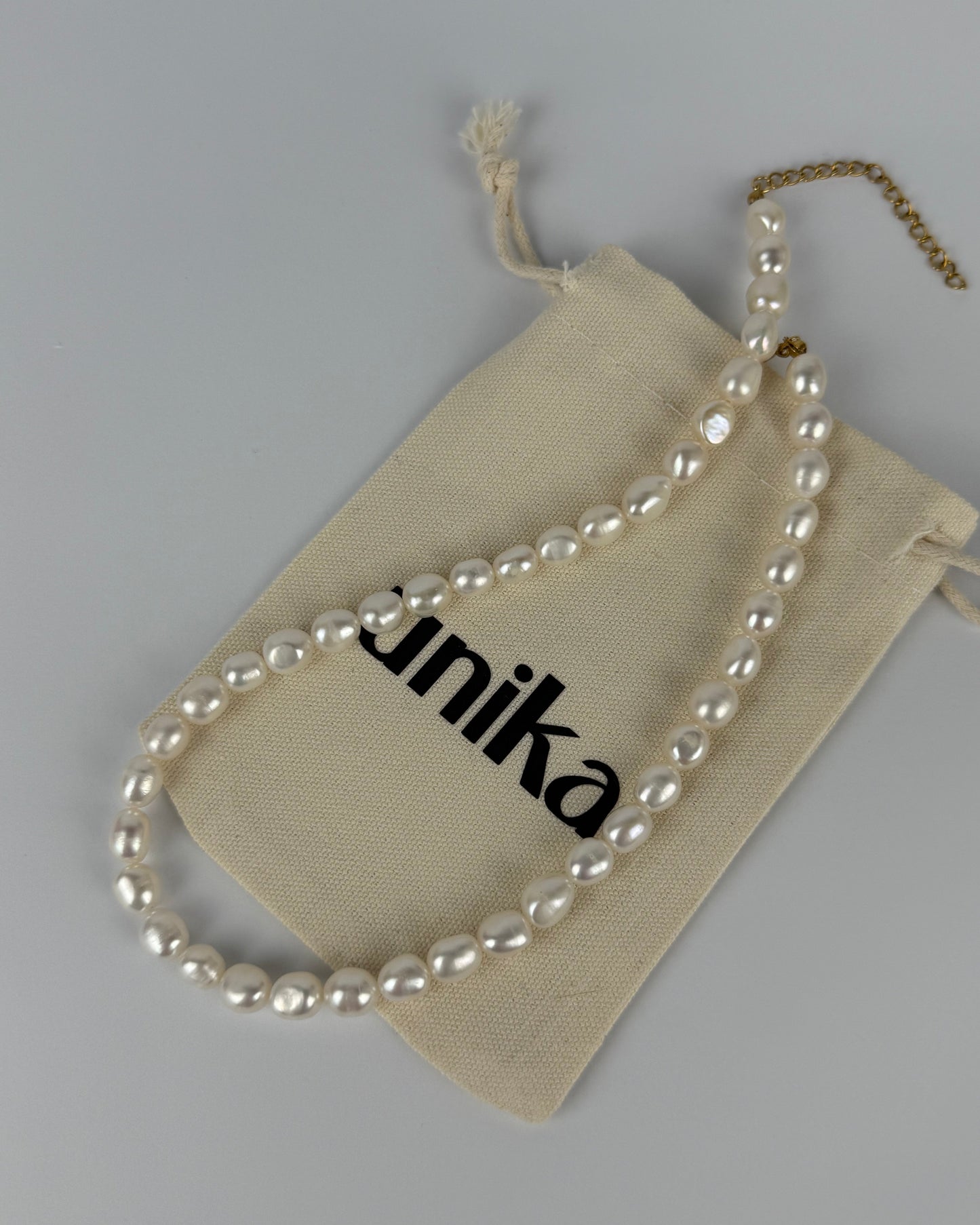 Ogrlica s riječnim biserima