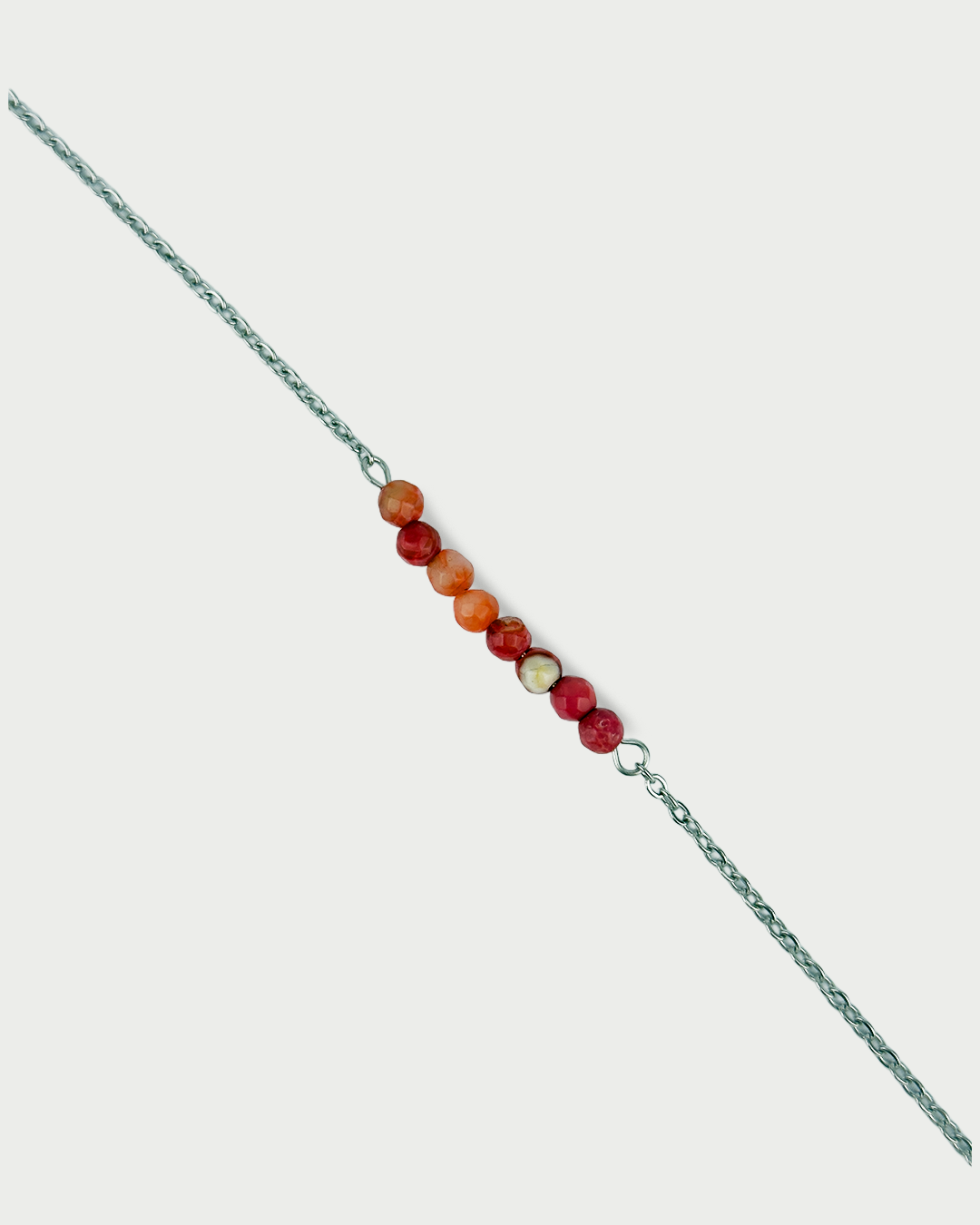 Narukvica s poludragim kamenom