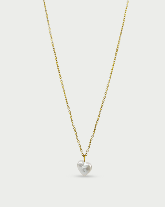 Ogrlica s biserom u obliku srca